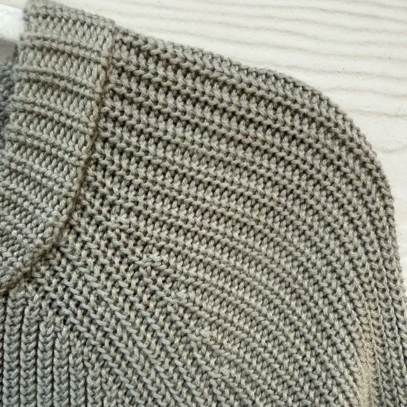 Jenni Kayne Classic Neck Sweater - Picture 7 of 9